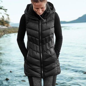 NWOT Athleta Goose Down Vest with Hood Black - Size S